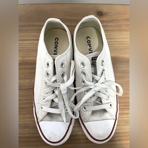 Off white Converse sz7